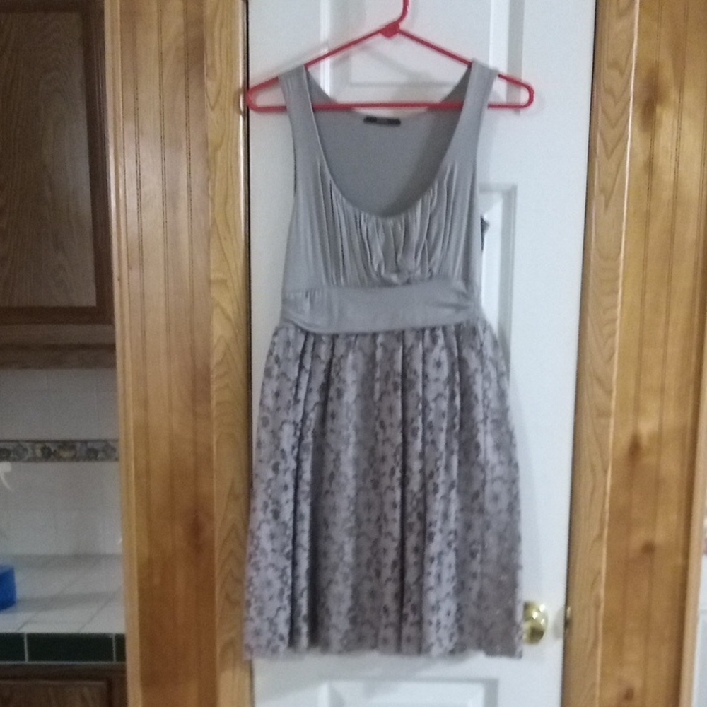 Soprano Gray Floral Mini Dress